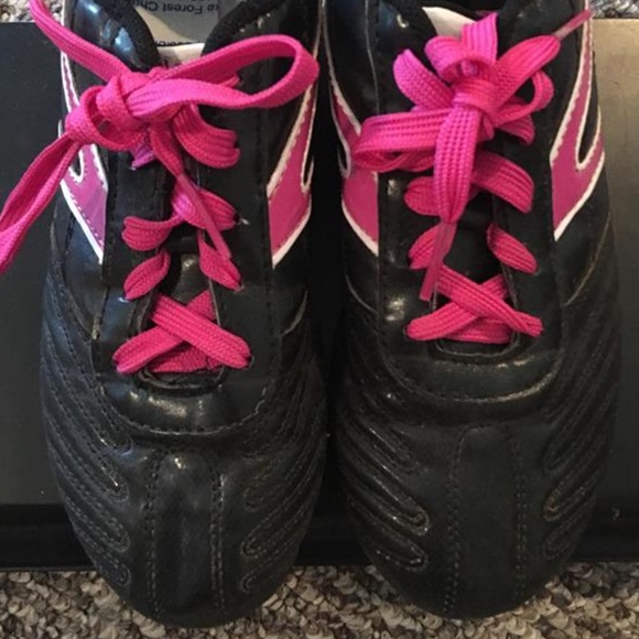 EUC-Starter Pink Cleats-Let's Go! - Picture 1 of 3